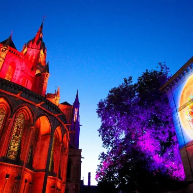 Light show on Bayeux Cathedral