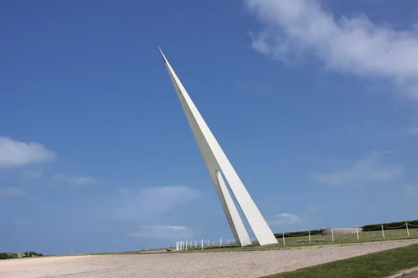 Monument Nungesser et Coli à Étretat