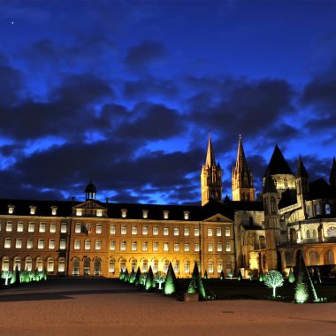 Abbaye aux Hommes and Caen city hall