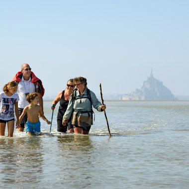 Walking across the Bay of the Mont-Saint-Michel
