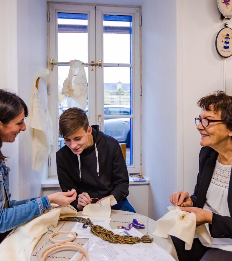 Mastering the Art of the Bayeux Stitch: A Timeless Craft