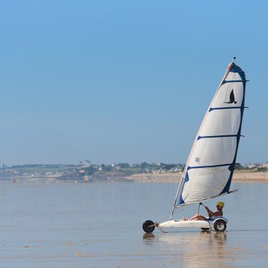 Char à voile à Jullouville
