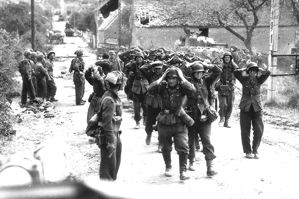 Saint-Lambert –Falaise Pocket 1944, German soldiers surrendering © WWII Archive 