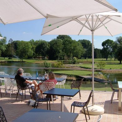 Top golf club restaurants in Normandy
