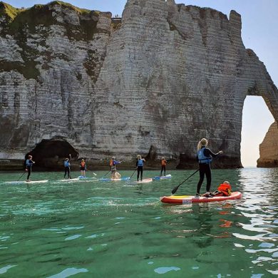 Stand-up paddle boarding in Etretat