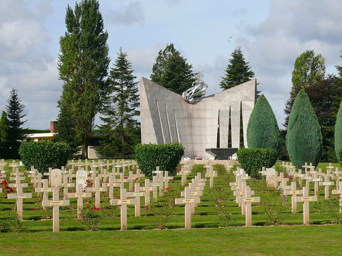 The Polish Cemetery of Urville © Loic Durand Calvados Attractivité