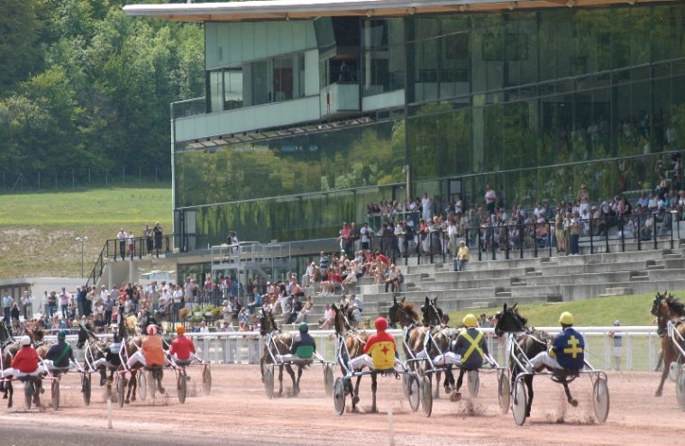 Hippodrome de Mauquenchy in MAUQUENCHY : Normandy Tourism, France